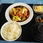 にんにくに４ - 日替わり中華ランチ