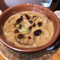 チーズ家 Quelle - チキンのマッシュルームクリーム煮かな？