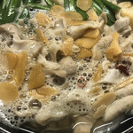 おふくろ亭 - 2020/06/23
      ホル鍋 単品 300円
      チキンカツ 100円
      天ぷら盛合わせ 100円