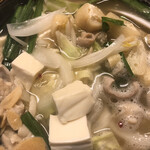 おふくろ亭 - 2020/06/23
      ホル鍋 単品 300円
      チキンカツ 100円
      天ぷら盛合わせ 100円