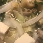 おふくろ亭 - 2020/06/23
      ホル鍋 単品 300円
      チキンカツ 100円
      天ぷら盛合わせ 100円