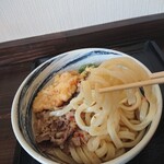 Teuchi Sanuki Udon Takuma - 麺のリフトアップ