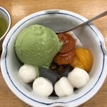 みはし - みつまめに抹茶アイスと白玉トッピング