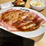 大衆炭火焼肉ジンギスカン ホルモン酒場 風土. - 