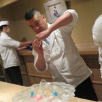 富小路 やま岸 - ここからはカウンター内で・・