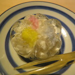 富小路 やま岸 - 透明感のあるお菓子になりました