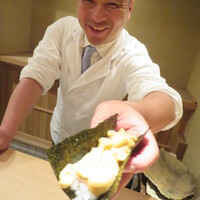 富小路 やま岸 - 名物　雲丹ドックドック