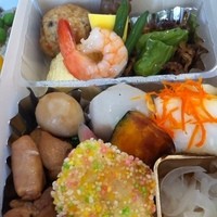 たん熊 北店 神戸店 - お弁当のおかずアップ