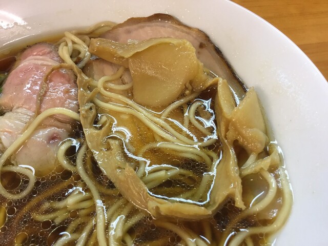 鶏１００ 化学調味料不使用 東京の名店仕込みの 極上醤油中華そば By ラスタ らぁ麺 はんにゃ 西川緑道公園 ラーメン 食べログ