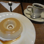 珈琲専門店 TOM  - ジジロア+コーヒー