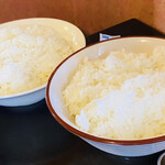 味源 - ご飯の大きさの比較