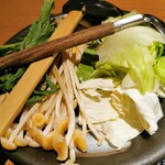 Shabushabu Onyasai - 牛と豚食べ放題　野菜