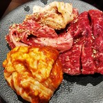 炭火焼肉 牛道 - 