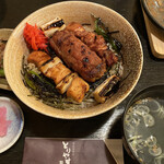 備長炭焼鳥 とりやす - とりやす丼