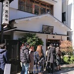 並木藪蕎麦 - 早くも行列が…