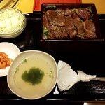 みなとみらいde 焼肉 DOURAKU - 黒毛和牛ステーキ重（2020.5）