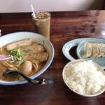えびすラーメン - 料理写真:料理