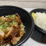 伝説のすた丼屋 - 鬼盛りやみつき辛旨よだれ唐揚げライス