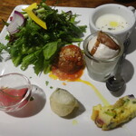 タケル クインディチ - 前菜プレート