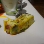 タケル クインディチ - 旬の野菜のフリッタータ