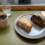 MOCMO sandwiches - 