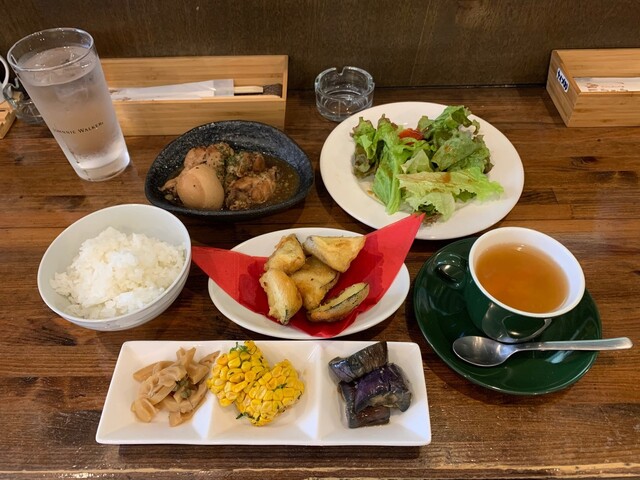 おばんざいバル マンマ 大阪上本町 ワインバー 食べログ