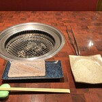 もっちゃん家 - 内観（テーブル上）