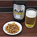 味楽 - まずはビールで！お豆も美味い！