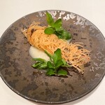 ロドラント ミノルナキジン - 鮎のカダイフ包み