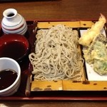 手打蕎麦 山とも庵 - 天もりそば