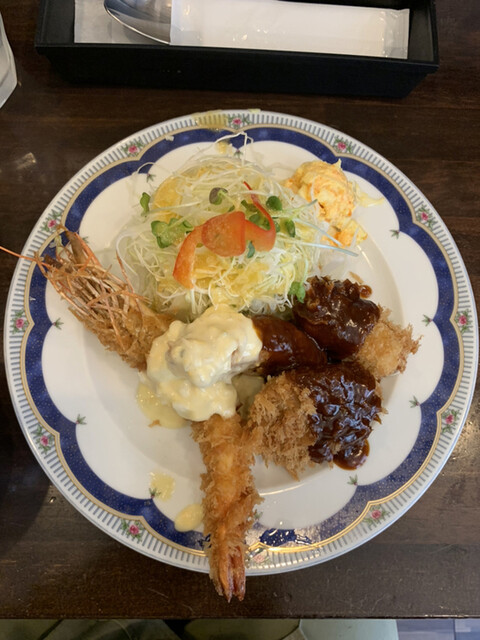 灘駅でランチするなら おしゃれな人気のカフェや洋食店など8選 食べログまとめ 灘駅でランチするなら おしゃれな人気のカフェや洋食店など8選 食べログまとめ