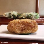 日本料理 新茶家 - ｸﾞﾘｰﾝｱｽﾊﾟﾗの穂先揚げと京筍の海老真薯挟み揚げ