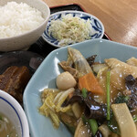 中華飯店萬龍軒 - 八宝菜定食