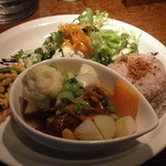 マザーエスタ - 仔羊のナヴァラン