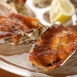 7. Grilled Oyster with sea urchin cream (2p)