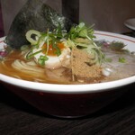 らーめんでぽっと - 煮干し中華そば 750円