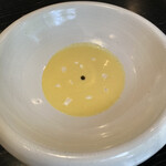 ラ・ボンヌターブル - 