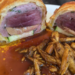 ラ・ボンヌターブル - 