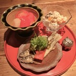 酒井商会 - 新生姜とフルーツトマトの甘酢漬け、稚鮎とゴーヤの南蛮漬け、おから