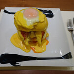 紅鶴 - ベーコンと目玉焼き1700円