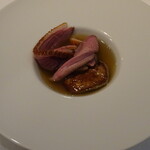 カーサ・デル・チーボ - 鴨肉とフォアグラ　コンソメのスープ