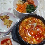 韓国料理 オモニ石 BB - 
