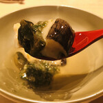 紀尾井町 三谷 - 鮑のエンガワのきざみ 昆布あんかけ