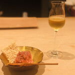 紀尾井町 三谷 - マグロ中落ち＆フカヒレ×貴腐ワイン