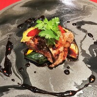 4000 Chinese Restaurant - 和牛