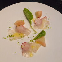 ラ・ボンヌターブル - 