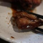 炭火焼酒亭ローリンストーン - 名物／豪州産骨付きラムロース喰らう