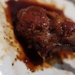 炭火焼酒亭ローリンストーン - 名物／豪州産骨付きラムロース喰らう