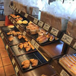 パン工房 風見鶏 - お店内装