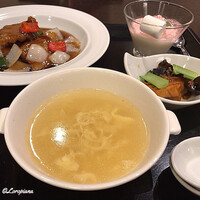 中国料理 豪華 - 蛋花湯